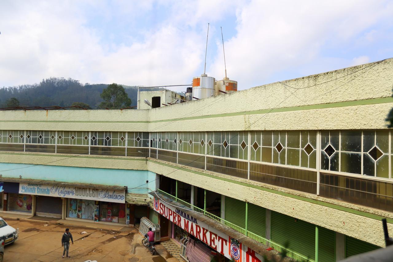 Hotel Charring Cross Ooty Extérieur photo