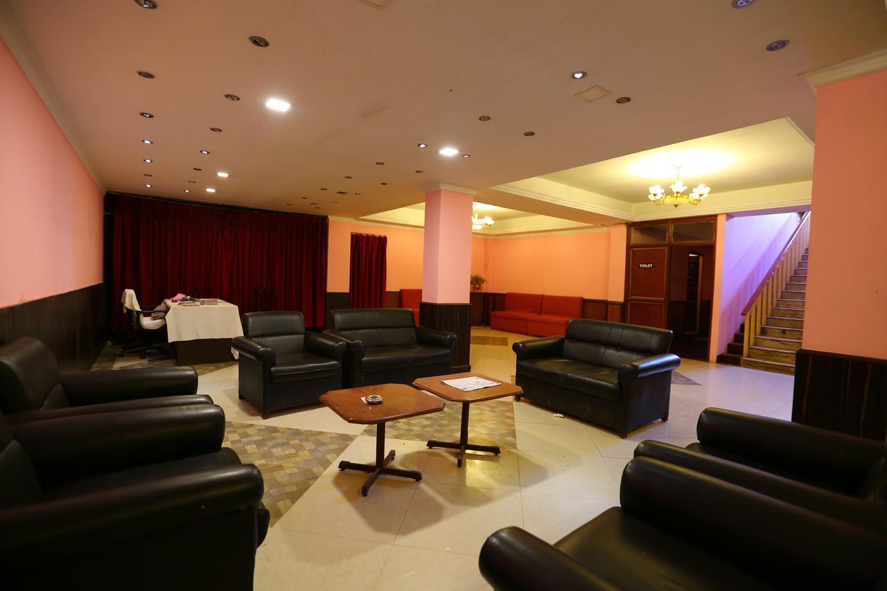 Hotel Charring Cross Ooty Extérieur photo